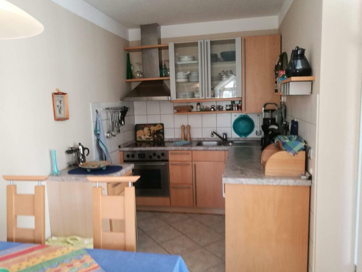 Apartment 2-zimmer Im Zentrum Von *
