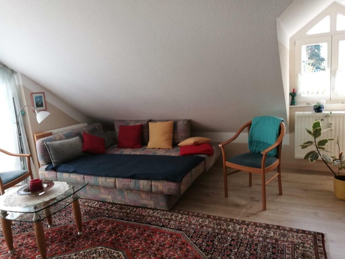 Apartment 2-zimmer Im Zentrum Von *